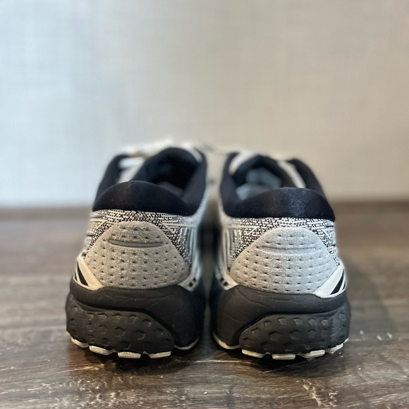 Brooks Shoes Brooks Adrenaline Gts 19 Women's Running Shoes - Size 8 - Picture 7 of 8